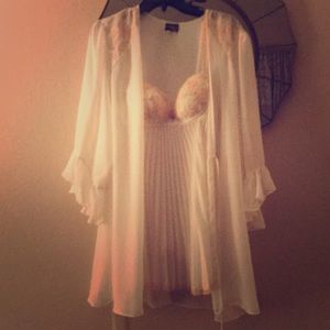 White chemise with robe. Beautiful lace details!
